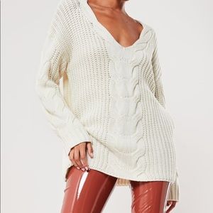 Missguided Extreme V Neck Cable Jumper